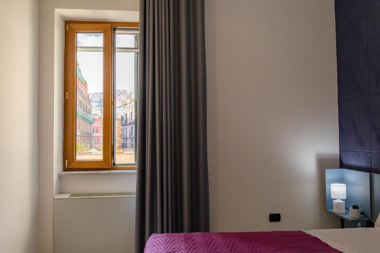 Flower Luxury * Naples